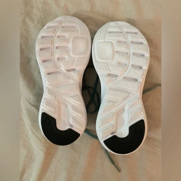 Reebok Memory Tech Runners - Picture 7 of 7